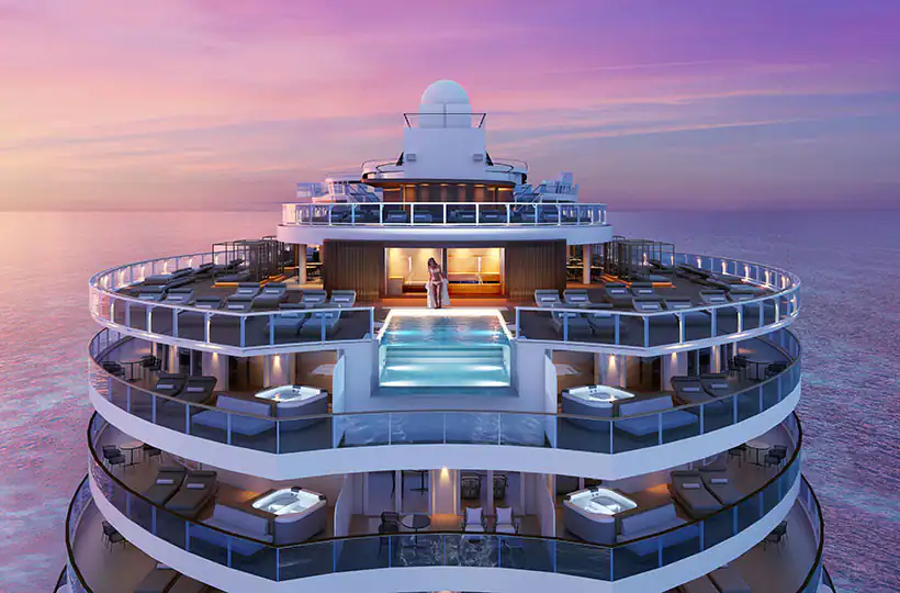 Breathtaking glaciers and wildlife on an Alaska Cruise﻿ offered by Pharaohs Cruise﻿