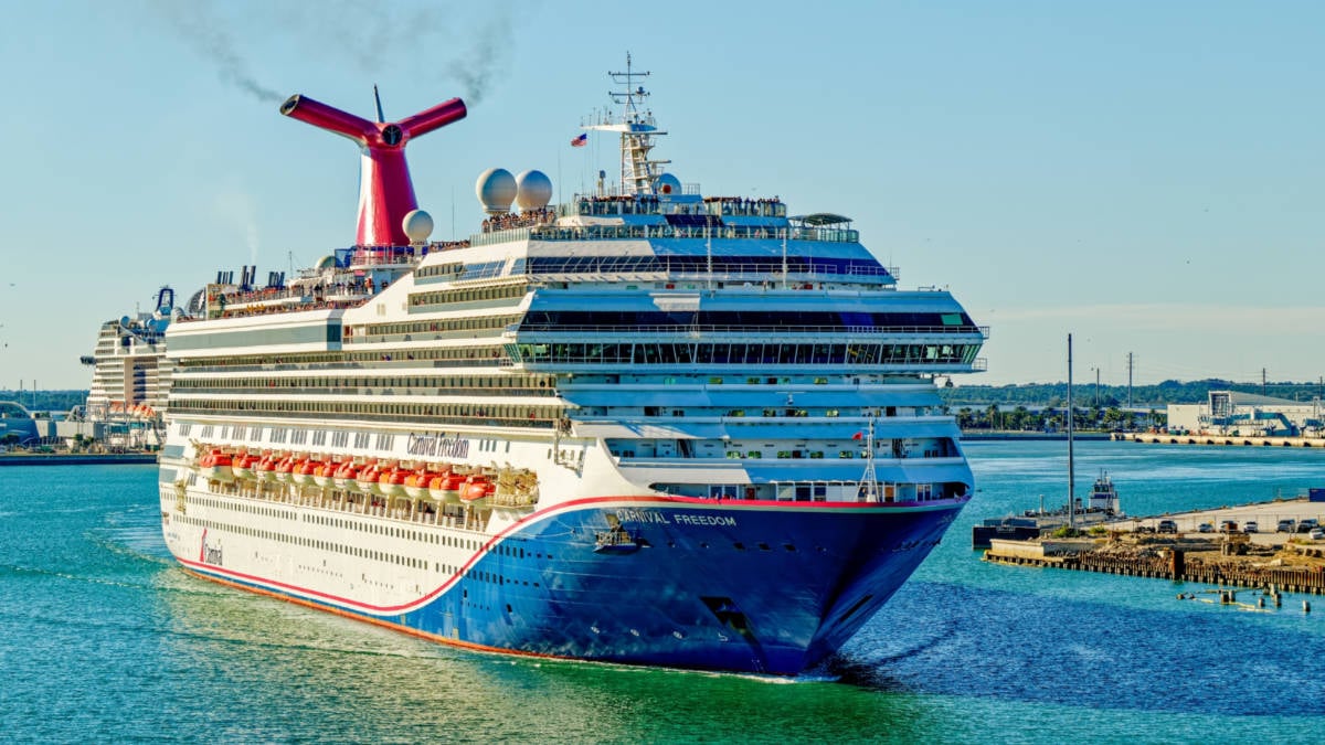 Cruising Barcelona: Best Mediterranean Voyages, Tips & Deals (2024-2025)